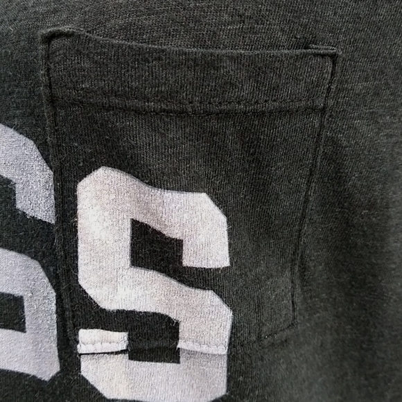 Urban Outfitters Truly Madly Deeply T-Shirt - Picture 5 of 9